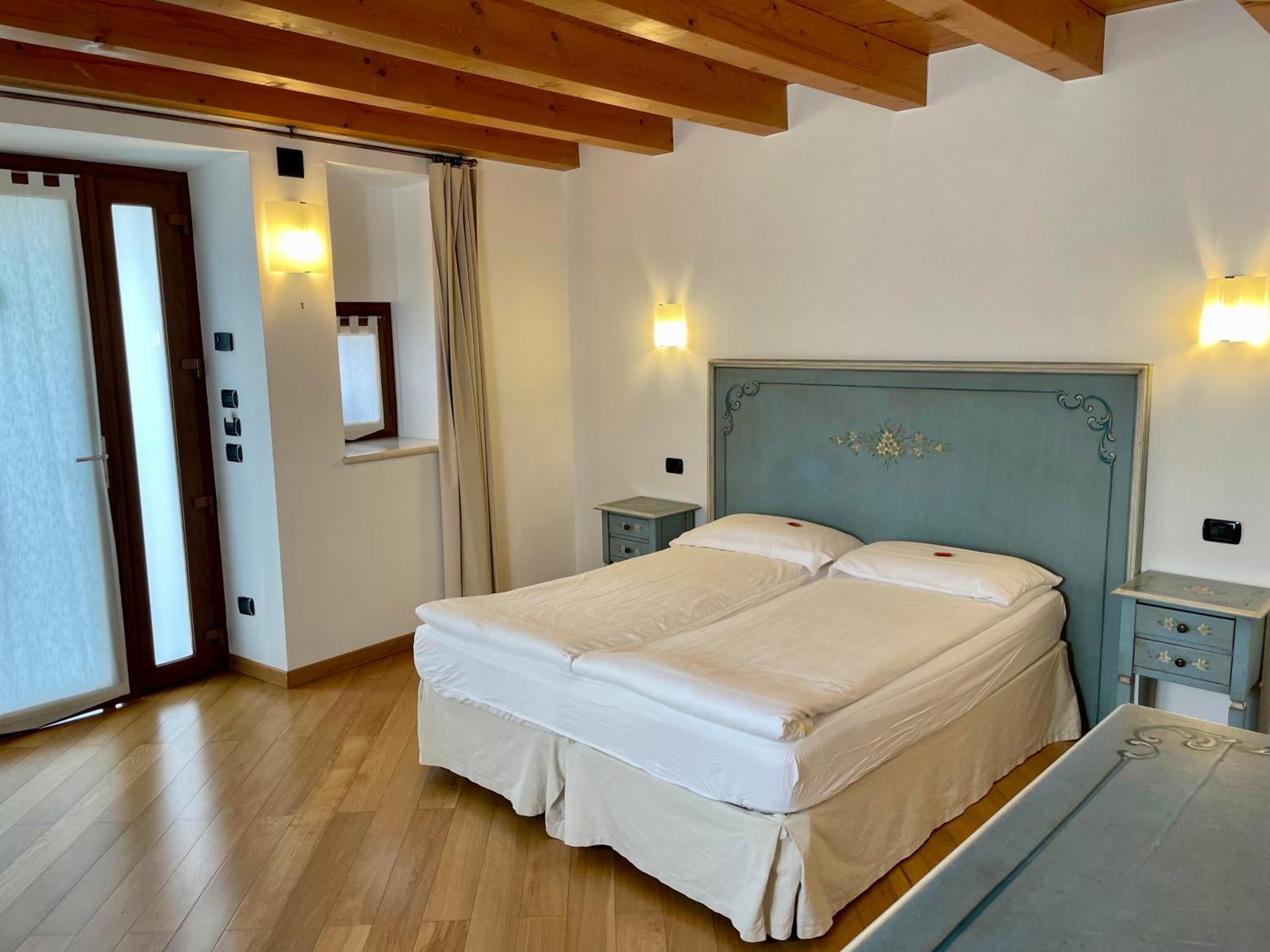 Relais Fontana Rosa B&B Wellness Капріно-Веронезе Екстер'єр фото